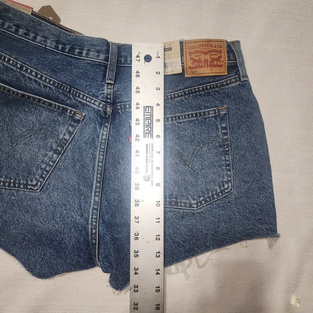 Levi's women's shorts 501 button fly W33''
